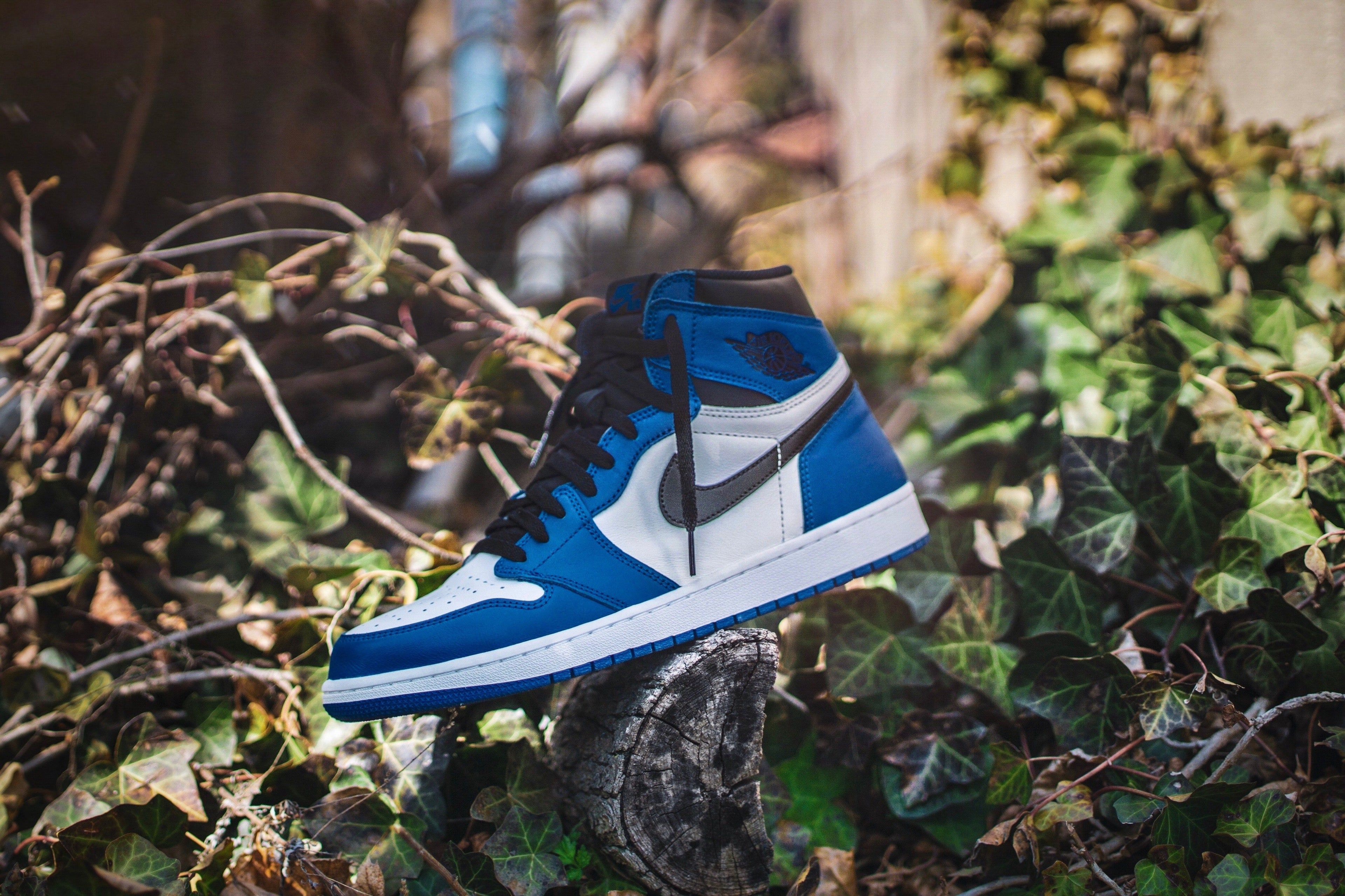 Best Gifts for Sneakerheads - illCurrency Sneaker Matching Apparel