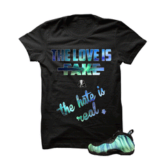 products/shirt-northern-lights-foams-black-t-shirt-love-is-fake-1.gif